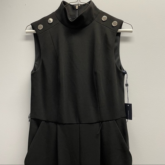𝅺Tommy Hilfiger Women's Jumpsuit Black Size 2 Mock Neck Belted Button - Picture 3 of 9